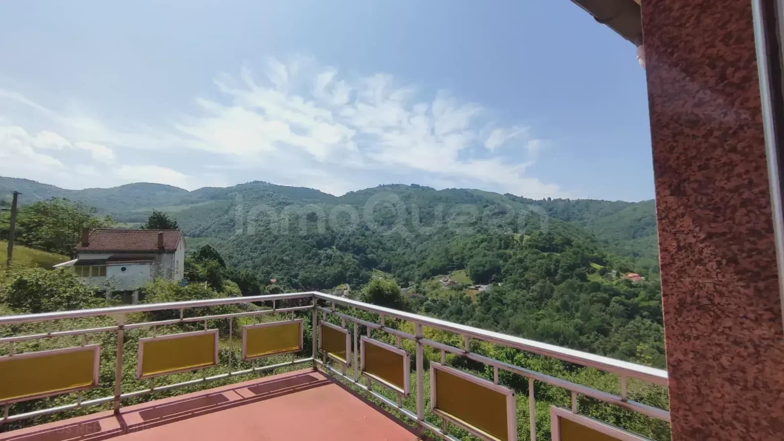 3 bedroom Finca/Country House for sale in Langreo with garage - € 139,000 (Ref: 9715303)