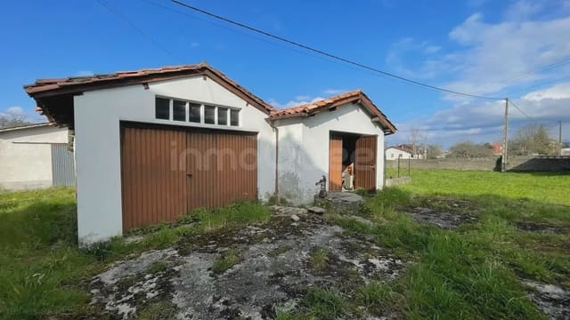 5 slaapkamer Finca/Landhuis te koop in Nava met garage - € 130.000 (Ref: 9715305)