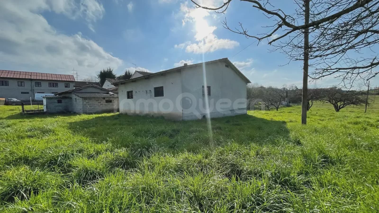 5 bedroom Finca/Country House for sale in Nava with garage - € 130,000 (Ref: 9715305)