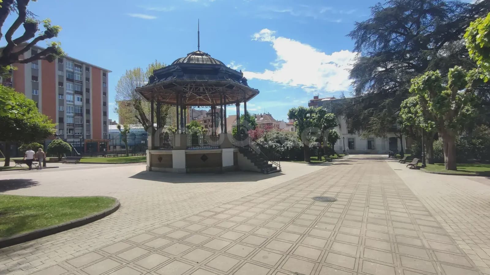 Building Plot for sale in Pola de Siero - € 69,000 (Ref: 9715306)