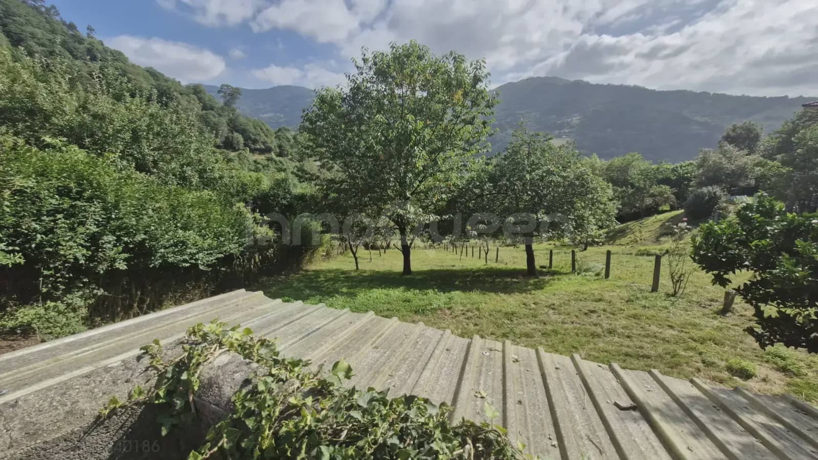 Finca/Country House for sale in San Martin del Rey Aurelio - € 49,900 (Ref: 9715309)