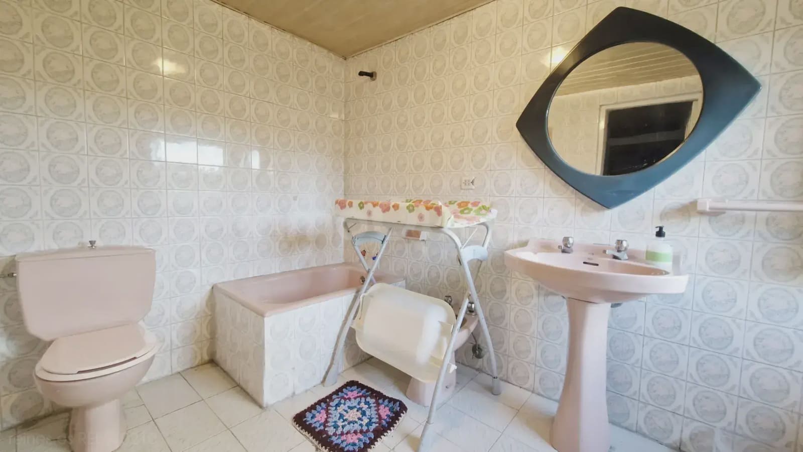 3 bedroom Finca/Country House for sale in Nava - € 135,000 (Ref: 9715310)