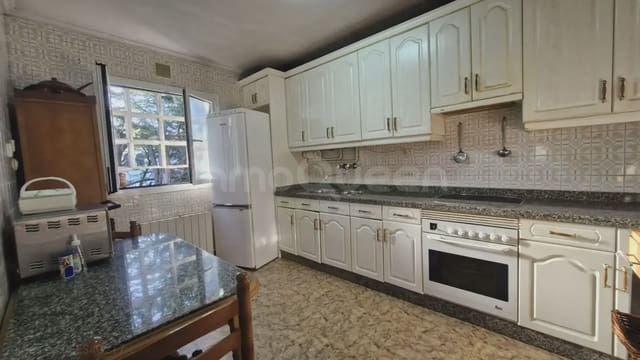 8 soveværelse Lejlighed til salg i Pola de Siero, Siero - € 320.000 (Ref: 9715311)