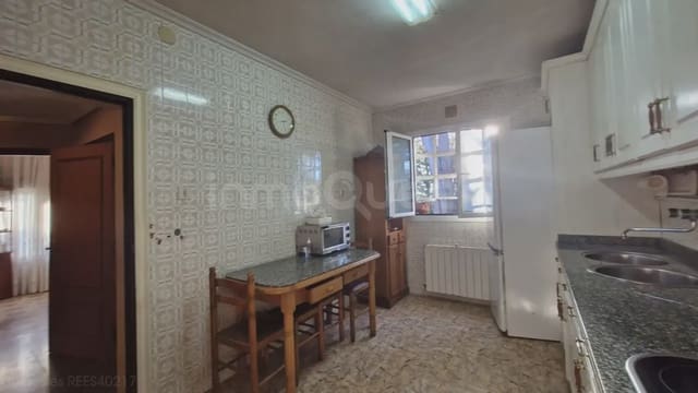 8 soveværelse Lejlighed til salg i Pola de Siero, Siero - € 320.000 (Ref: 9715311)