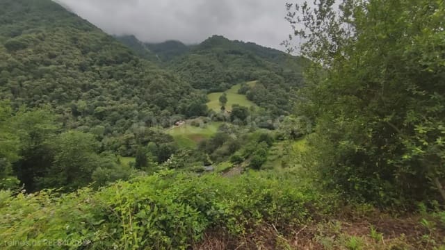 Finca/Maison de Campagne à vendre à Lena avec garage - 45 000 € (Ref: 9715315)