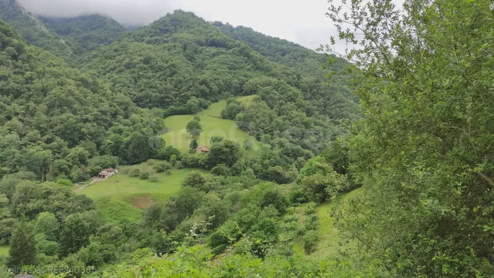 Finca/Country House for sale in Lena with garage - € 45,000 (Ref: 9715315)