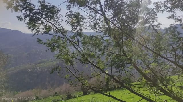 Finca/Maison de Campagne à vendre à Lena avec garage - 45 000 € (Ref: 9715315)