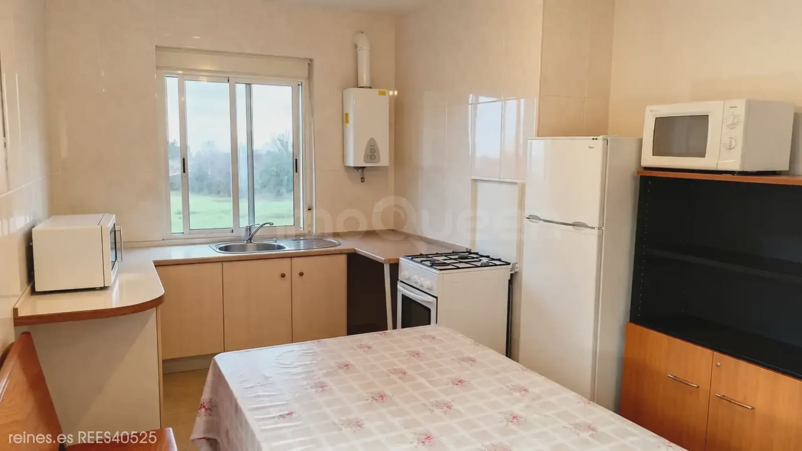 6 bedroom Apartment for sale in Barreiros with garage - € 285,000 (Ref: 9716776)