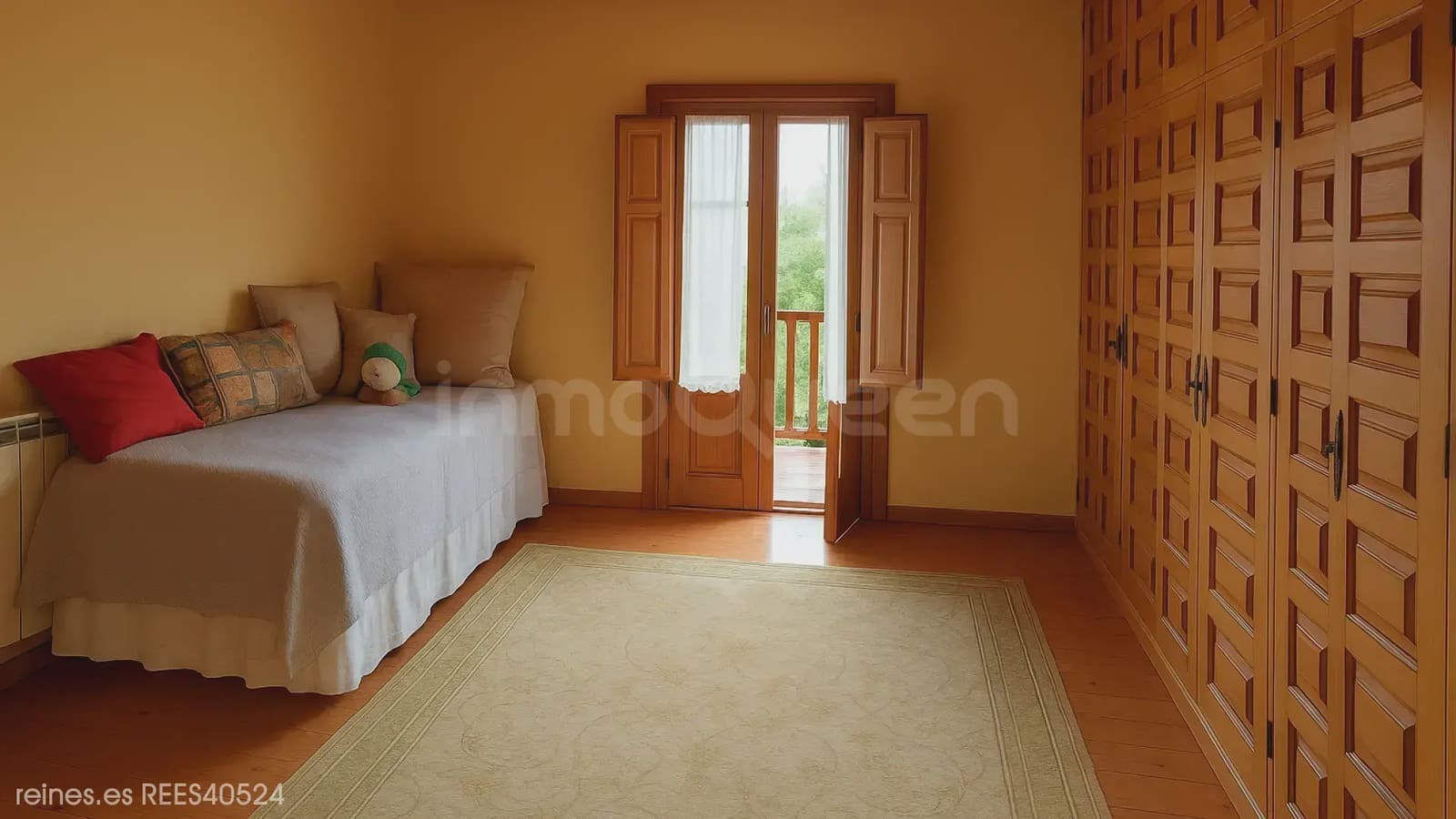 4 bedroom Finca/Country House for sale in Llanes with garage - € 350,000 (Ref: 9725146)