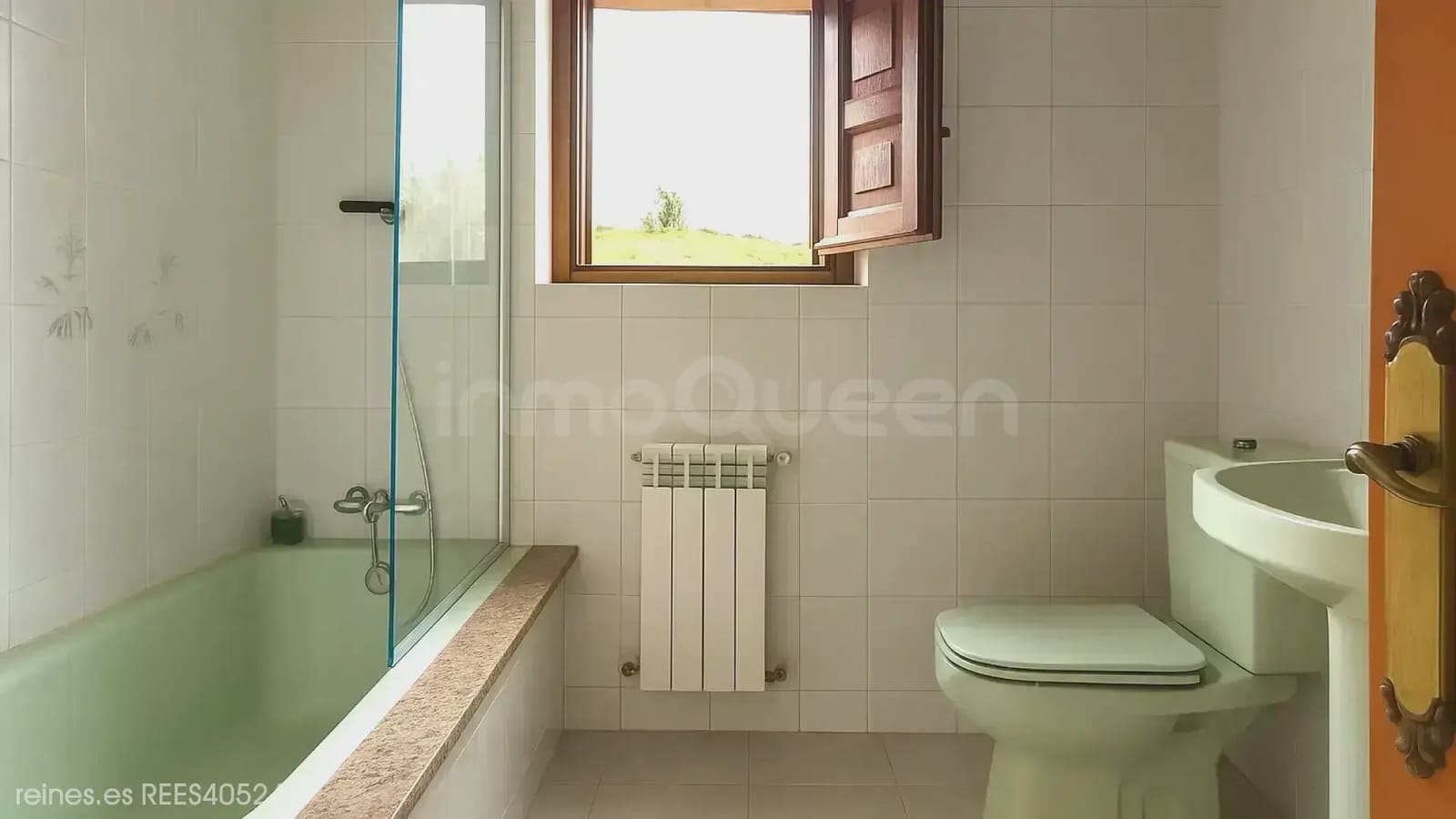 4 bedroom Finca/Country House for sale in Llanes with garage - € 350,000 (Ref: 9725146)