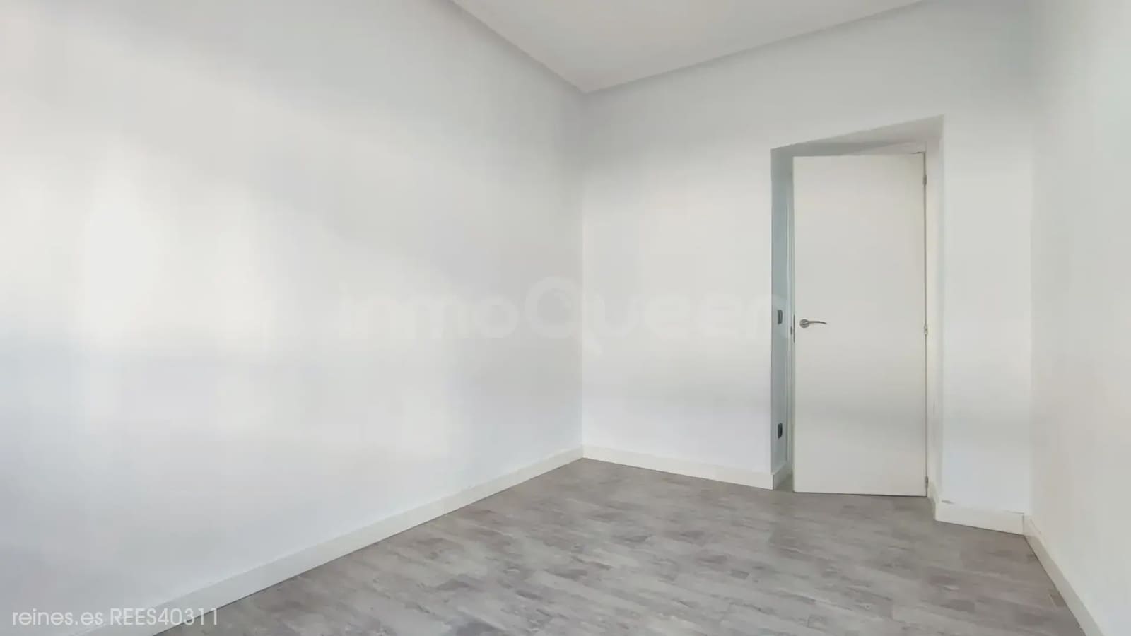 2 bedroom Flat for sale in Laviana - € 75,000 (Ref: 9725147)