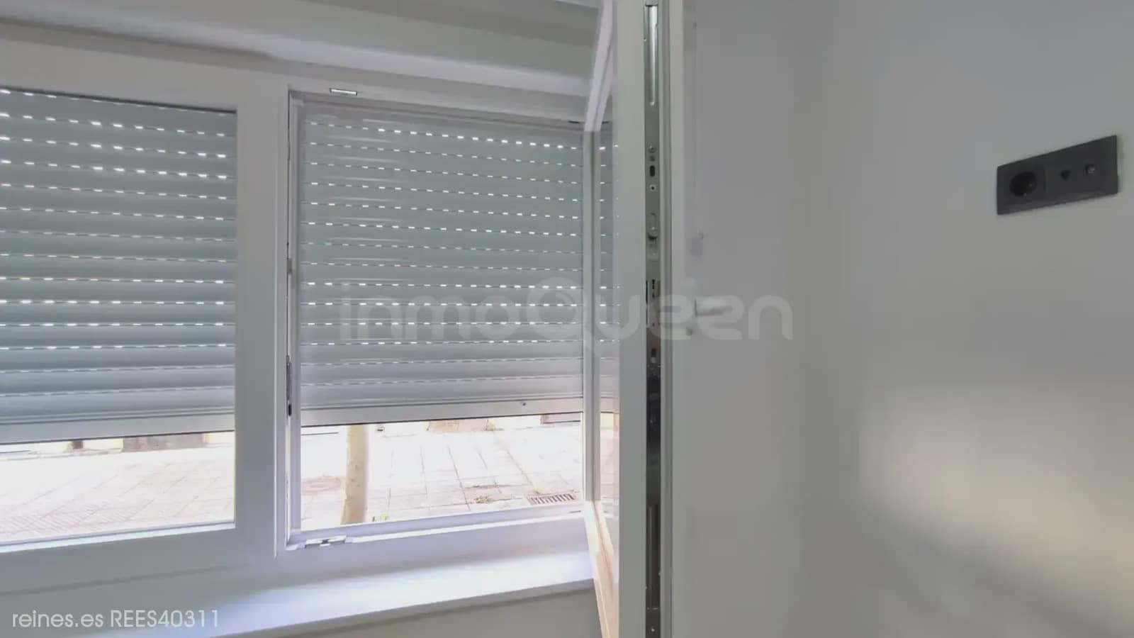 2 bedroom Flat for sale in Laviana - € 75,000 (Ref: 9725147)