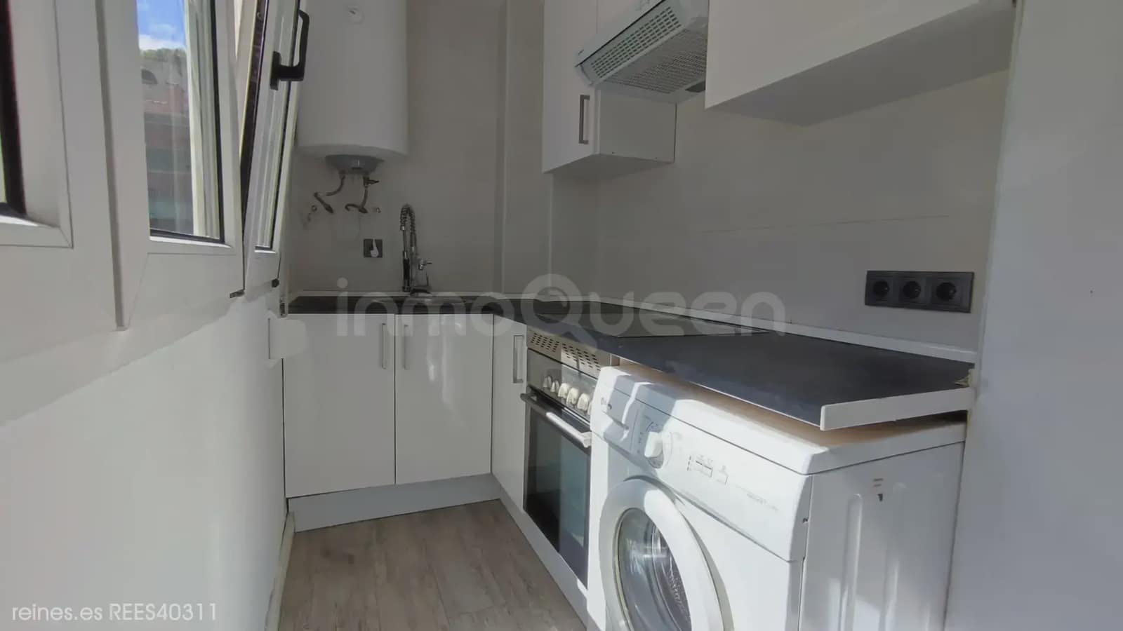 2 bedroom Flat for sale in Laviana - € 75,000 (Ref: 9725147)