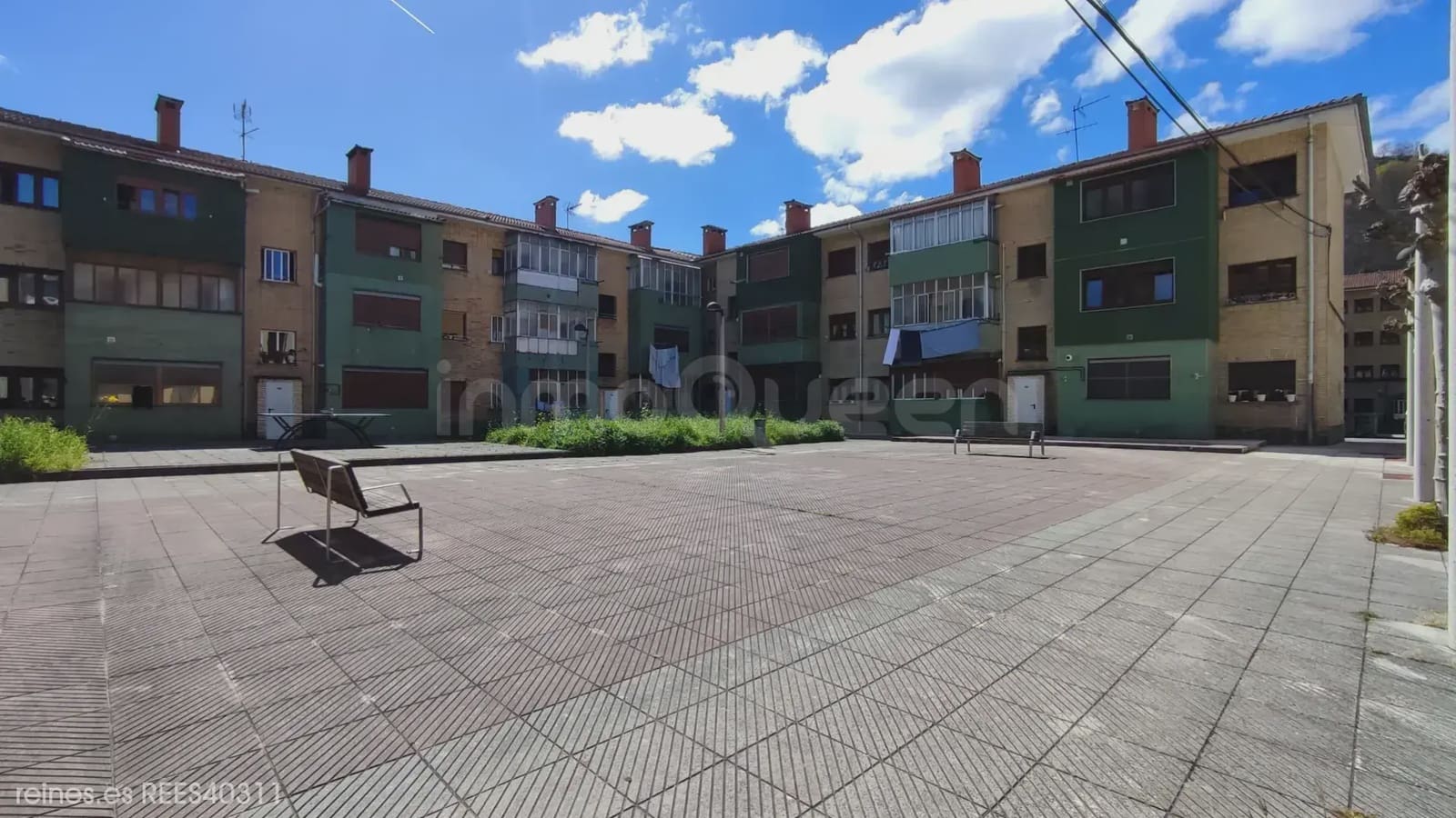 2 bedroom Flat for sale in Laviana - € 75,000 (Ref: 9725147)