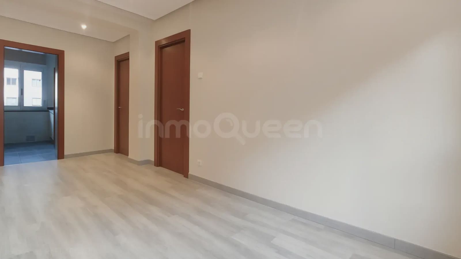 3 bedroom Flat for sale in Mieres - € 75,000 (Ref: 9727008)