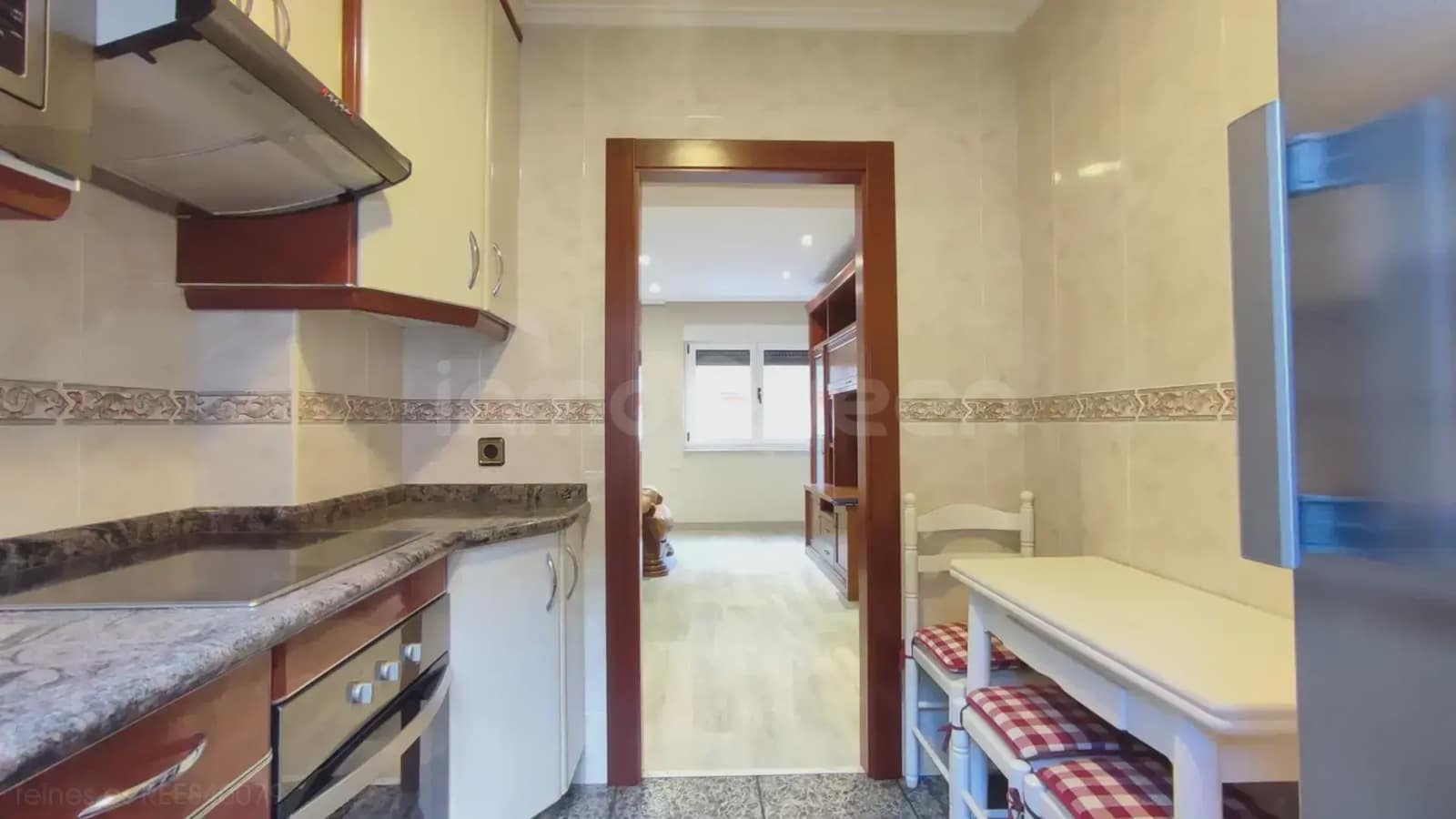 3 bedroom Flat for sale in Mieres - € 75,000 (Ref: 9727008)