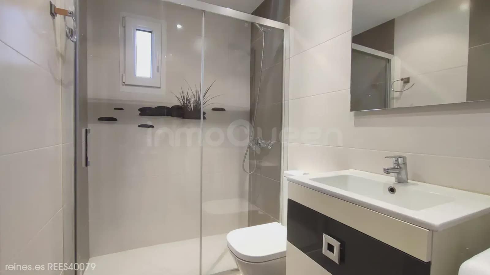 3 bedroom Flat for sale in Mieres - € 75,000 (Ref: 9727008)