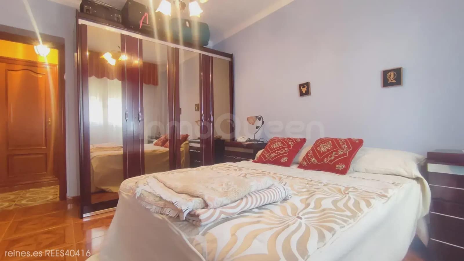 3 bedroom Flat for sale in Mieres with garage - € 75,000 (Ref: 9727010)