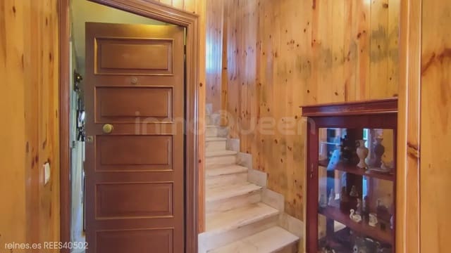 4 bedroom Terraced Villa for sale in Morcín with garage - € 119,900 (Ref: 9727011)