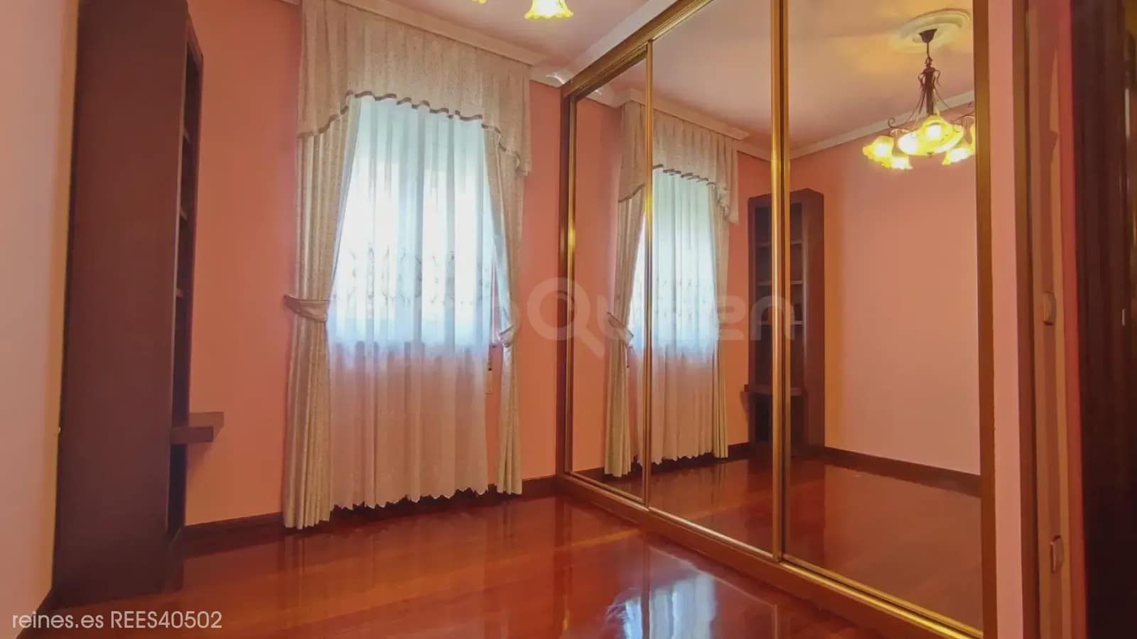 4 bedroom Terraced Villa for sale in Morcin with garage - € 119,900 (Ref: 9727011)