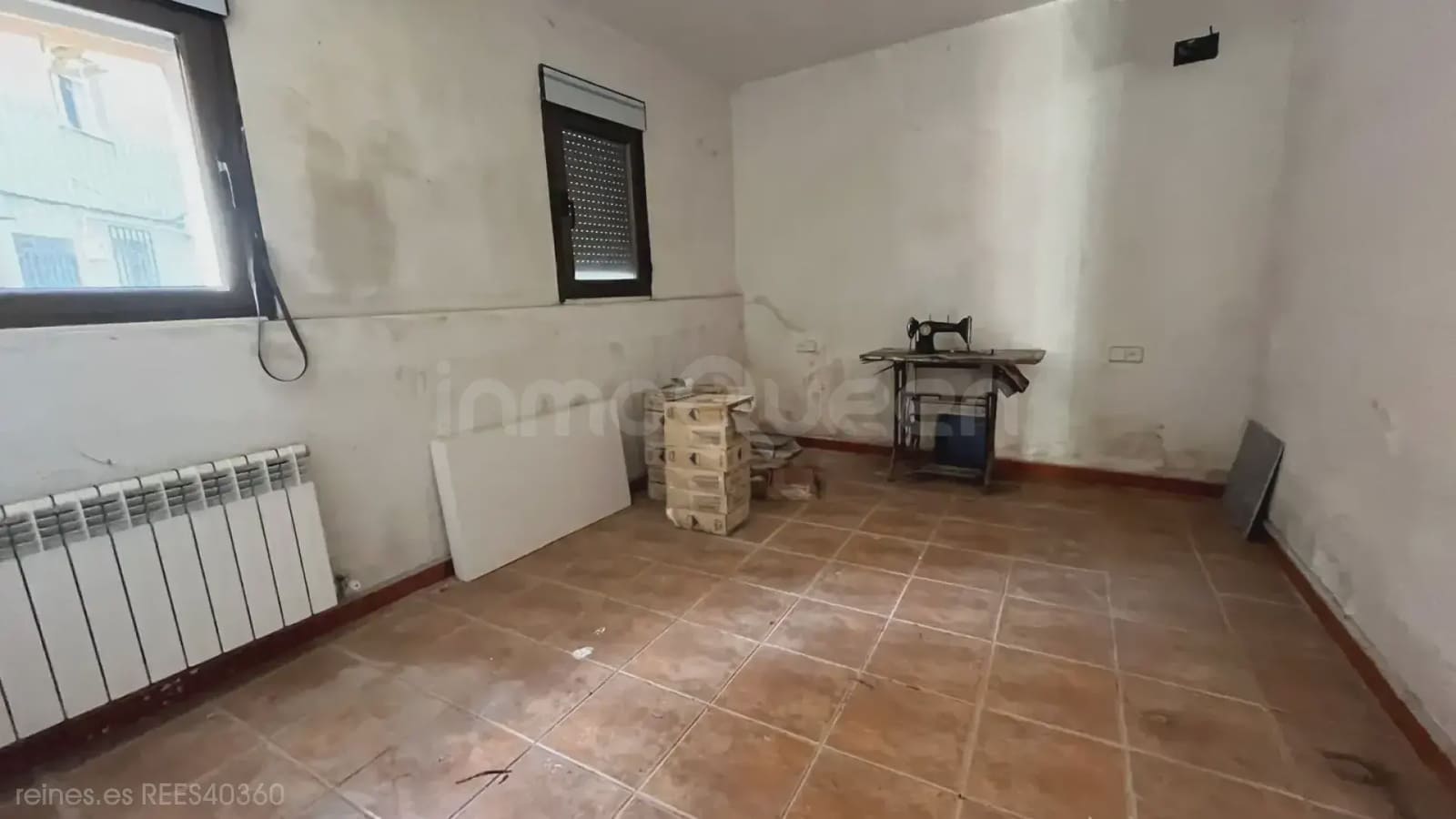 2 bedroom Terraced Villa for sale in Oviedo - € 68,000 (Ref: 9730534)