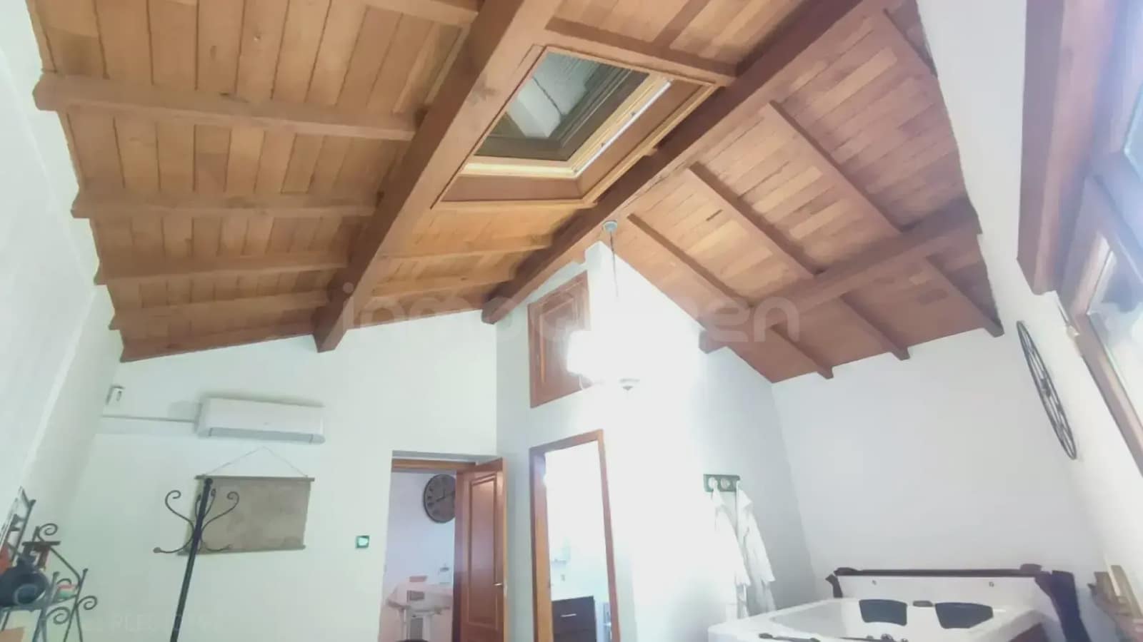 4 bedroom Finca/Country House for sale in Santo Adriano with garage - € 280,000 (Ref: 9730538)