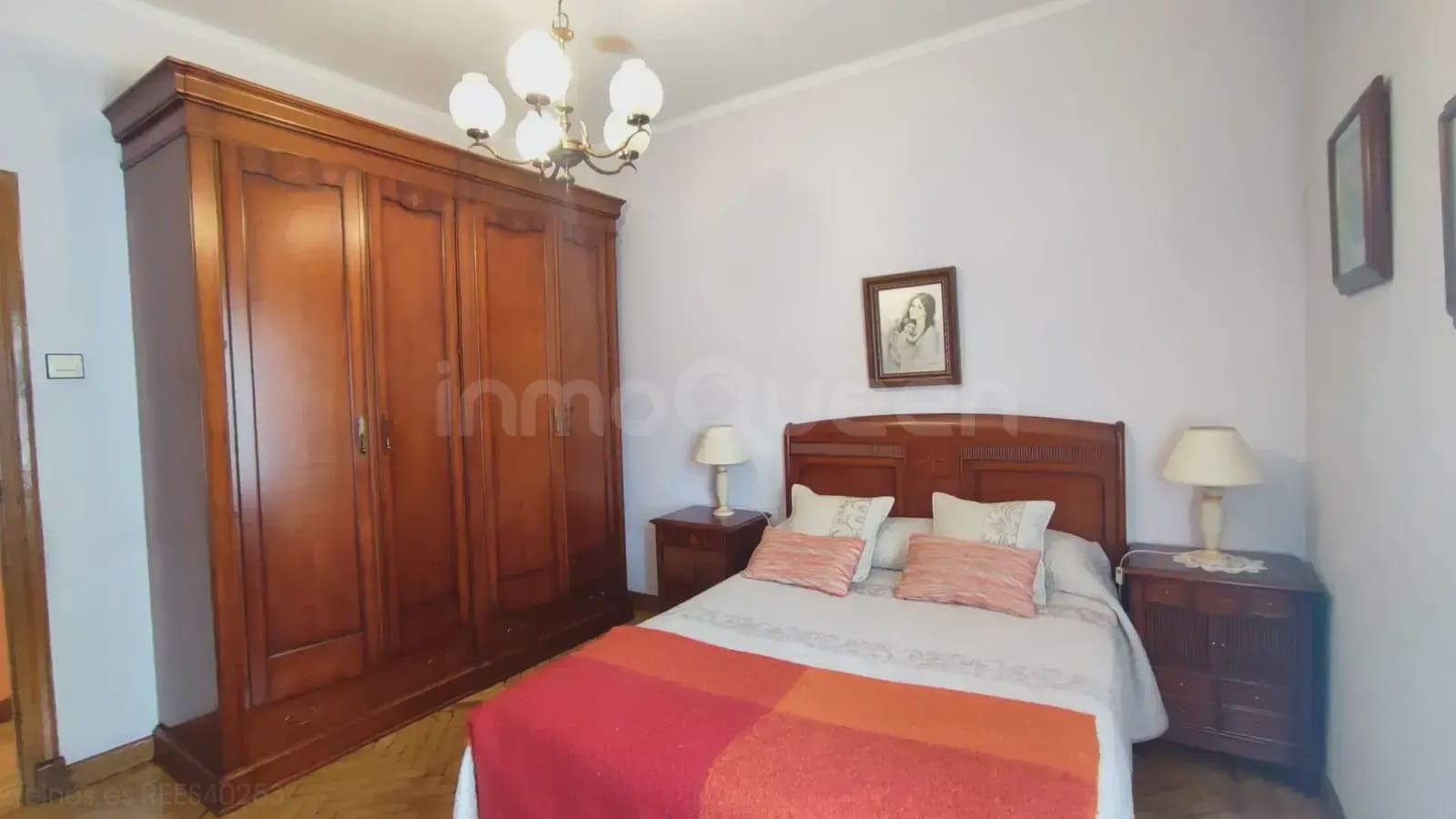 5 bedroom Finca/Country House for sale in Grado with garage - € 300,000 (Ref: 9730539)