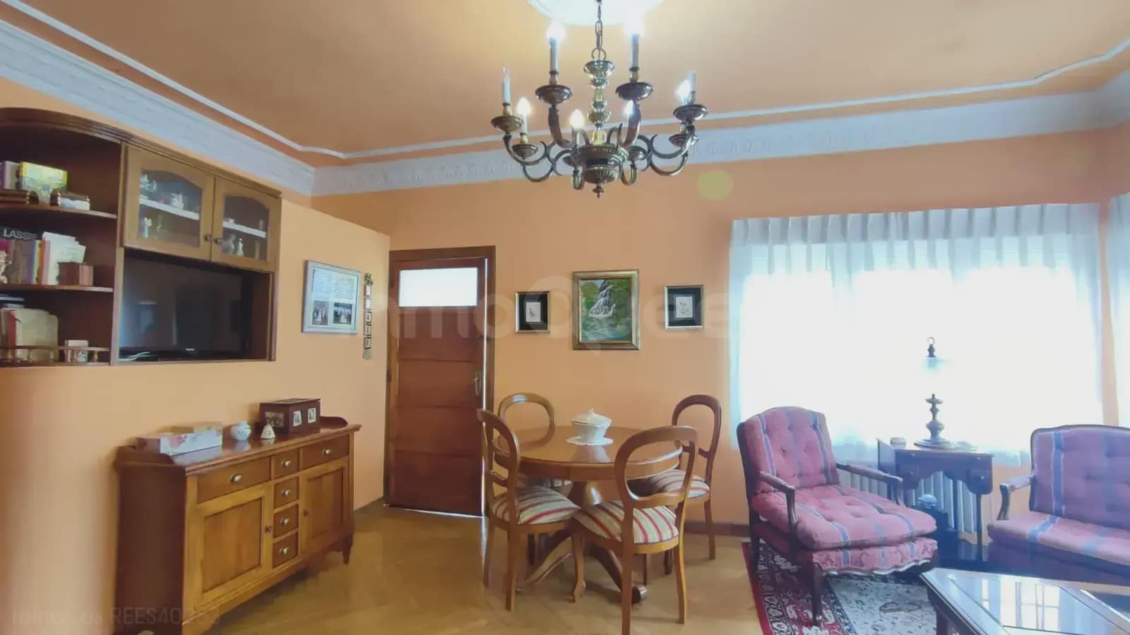 5 bedroom Finca/Country House for sale in Grado with garage - € 300,000 (Ref: 9730539)