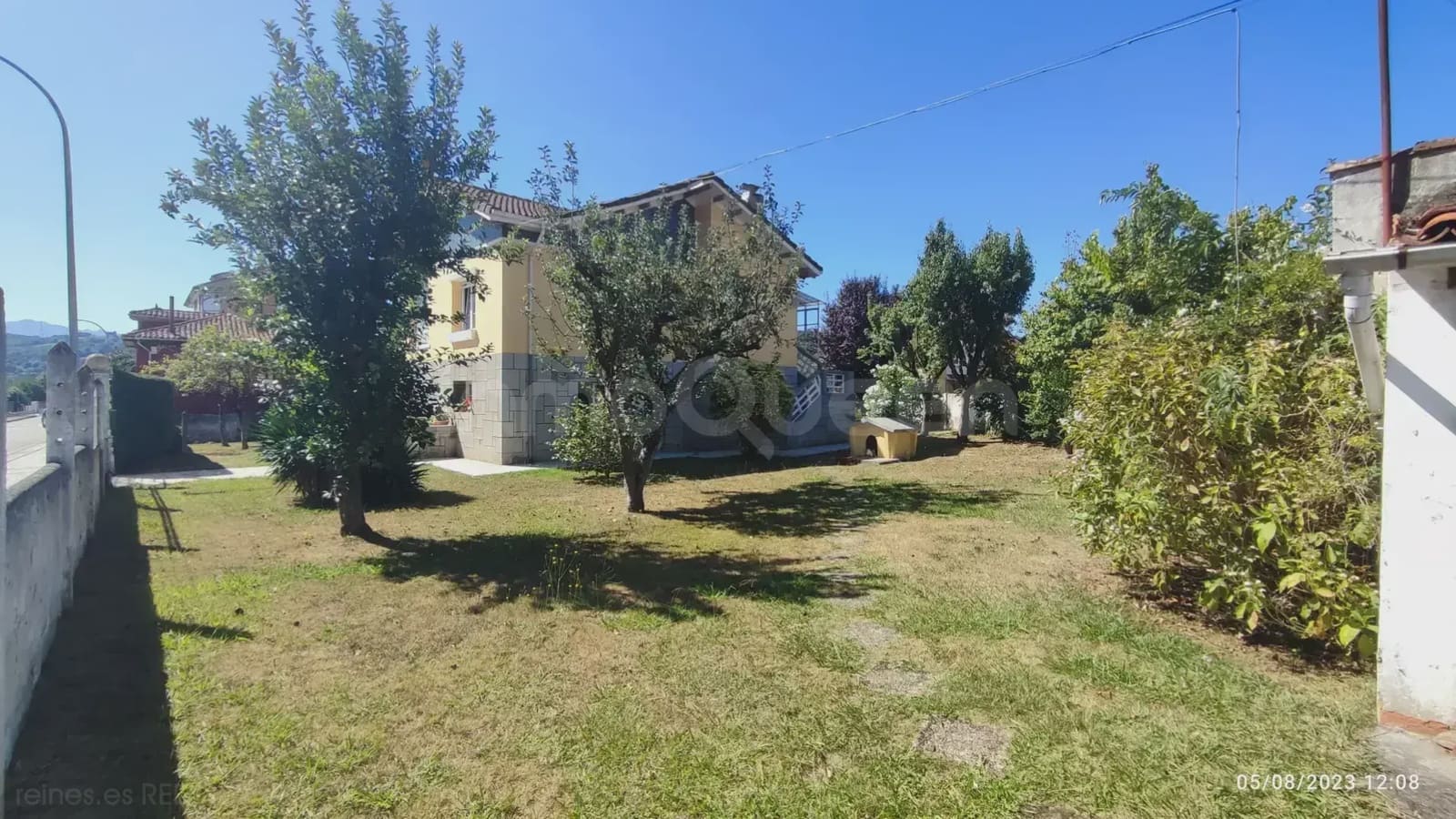 5 bedroom Finca/Country House for sale in Grado with garage - € 300,000 (Ref: 9730539)