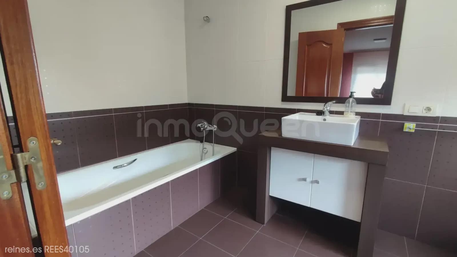 4 bedroom Apartment for sale in Soto del Barco - € 339,000 (Ref: 9730540)
