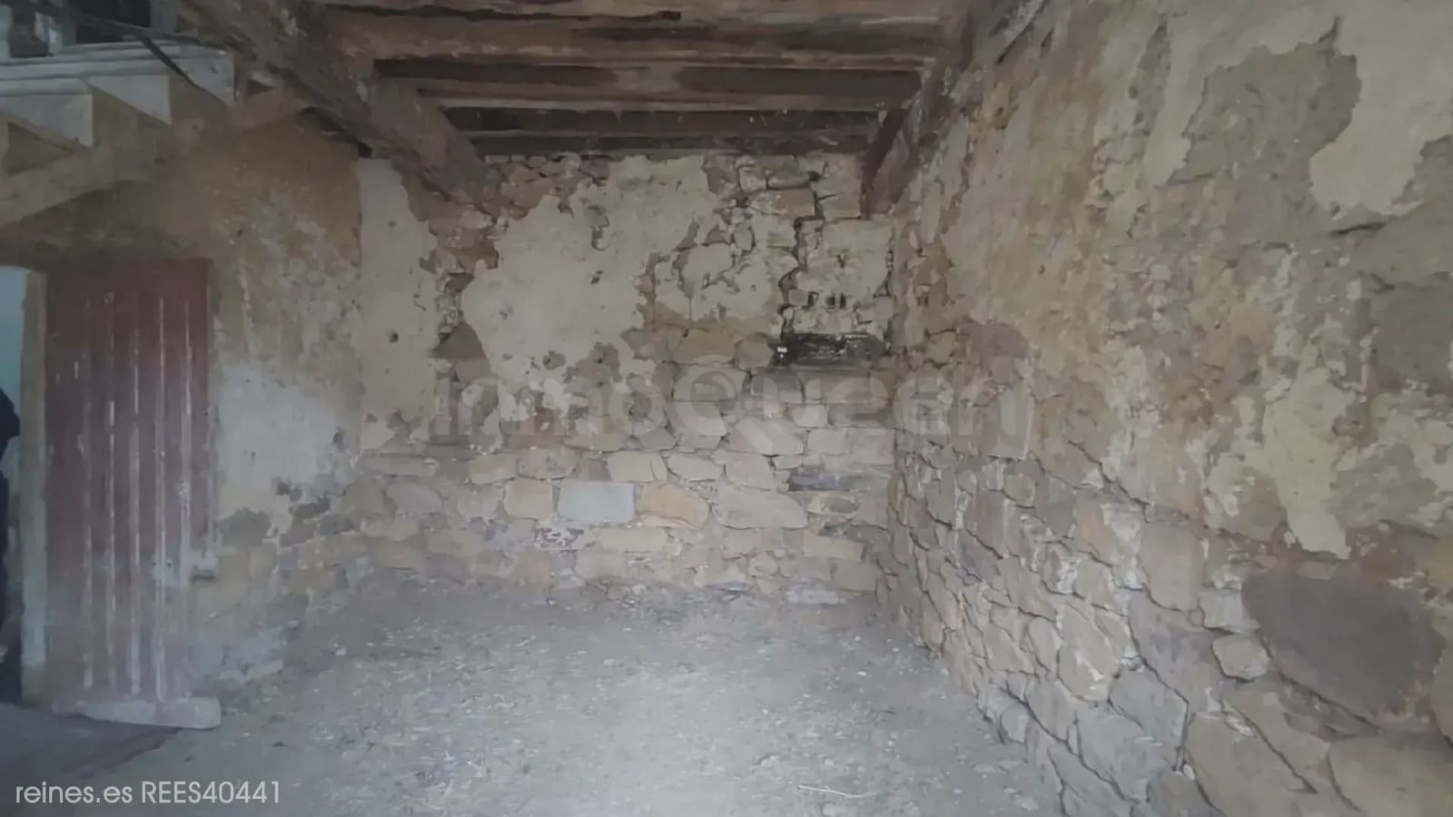 5 bedroom Finca/Country House for sale in Cieza - € 95,000 (Ref: 9730542)