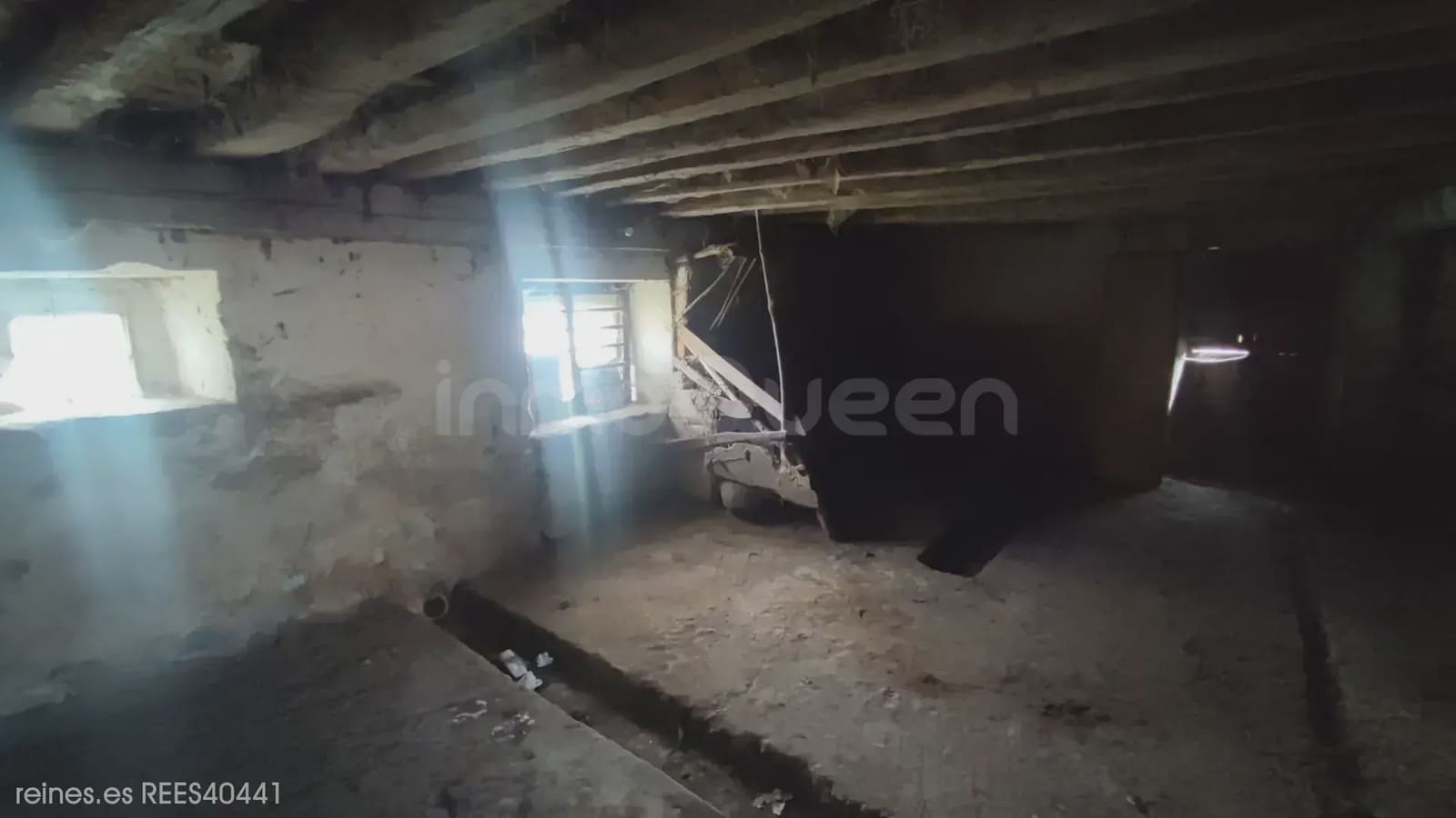 5 bedroom Finca/Country House for sale in Cieza - € 95,000 (Ref: 9730542)