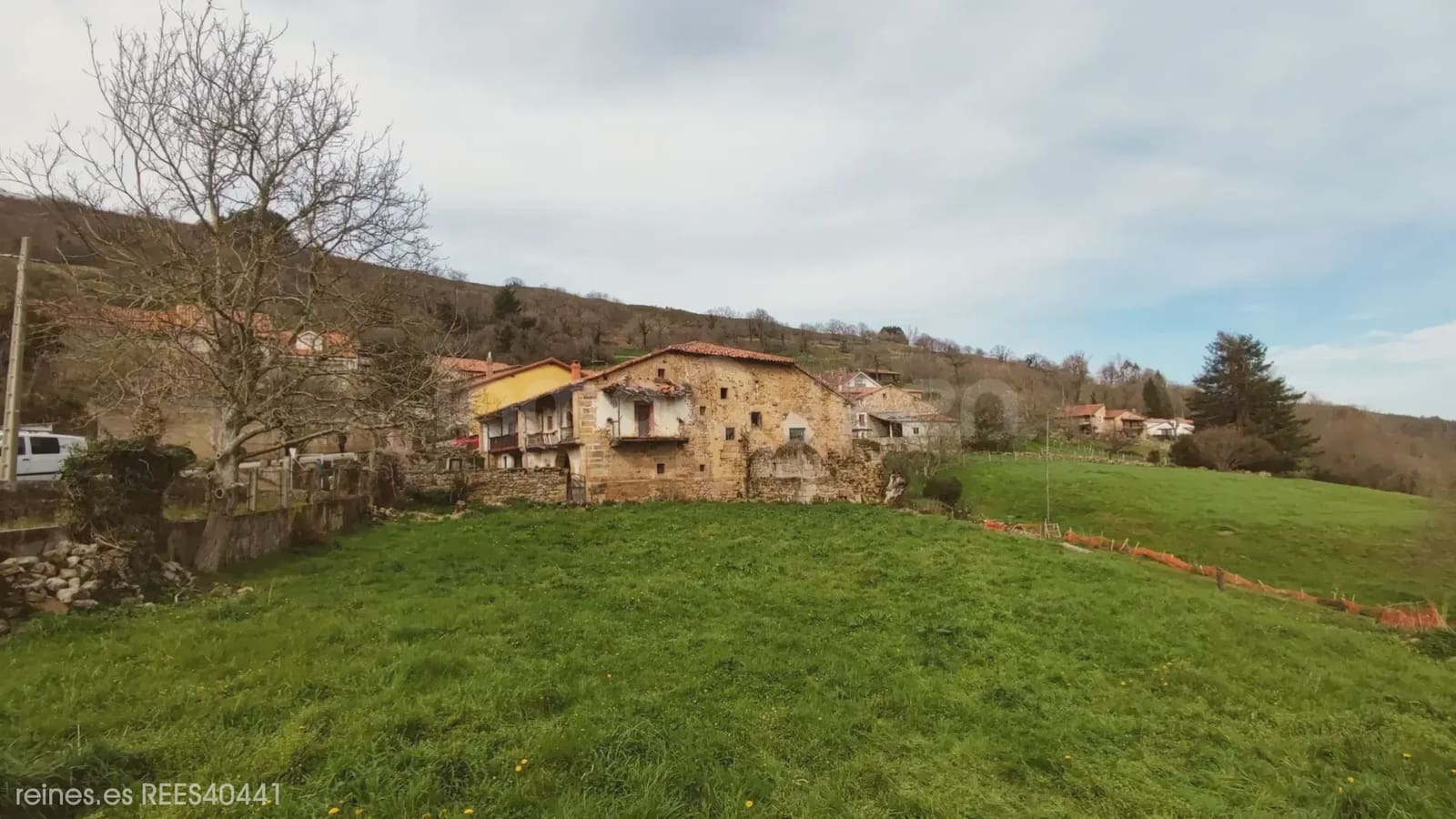 5 bedroom Finca/Country House for sale in Cieza - € 95,000 (Ref: 9730542)