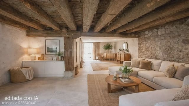 5 bedroom Finca/Country House for sale in Cieza - € 95,000 (Ref: 9730542)