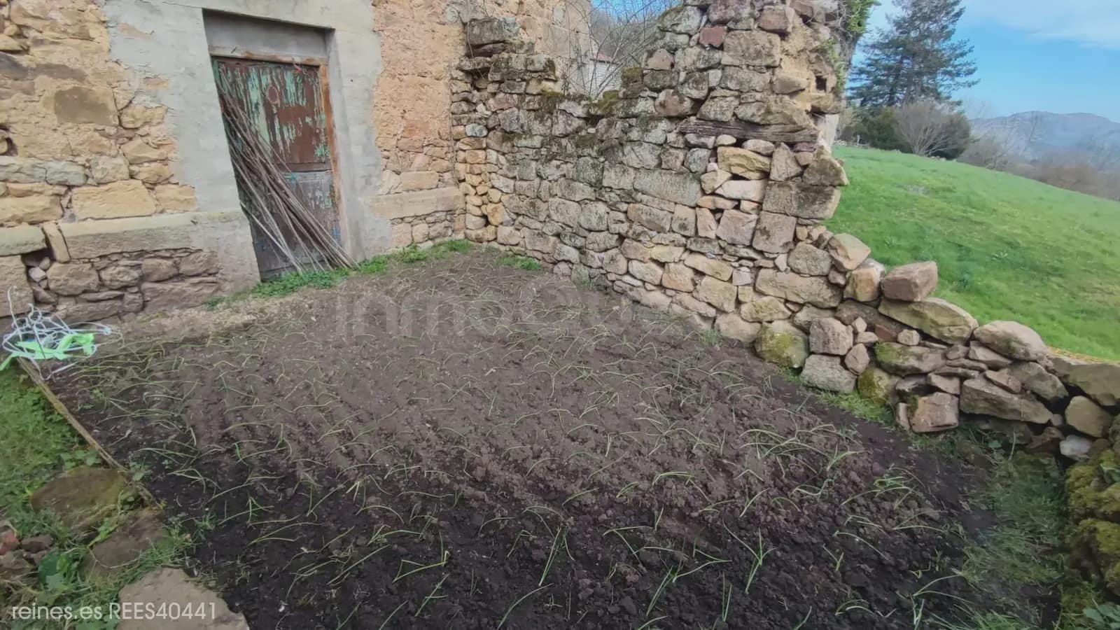 5 bedroom Finca/Country House for sale in Cieza - € 95,000 (Ref: 9730542)