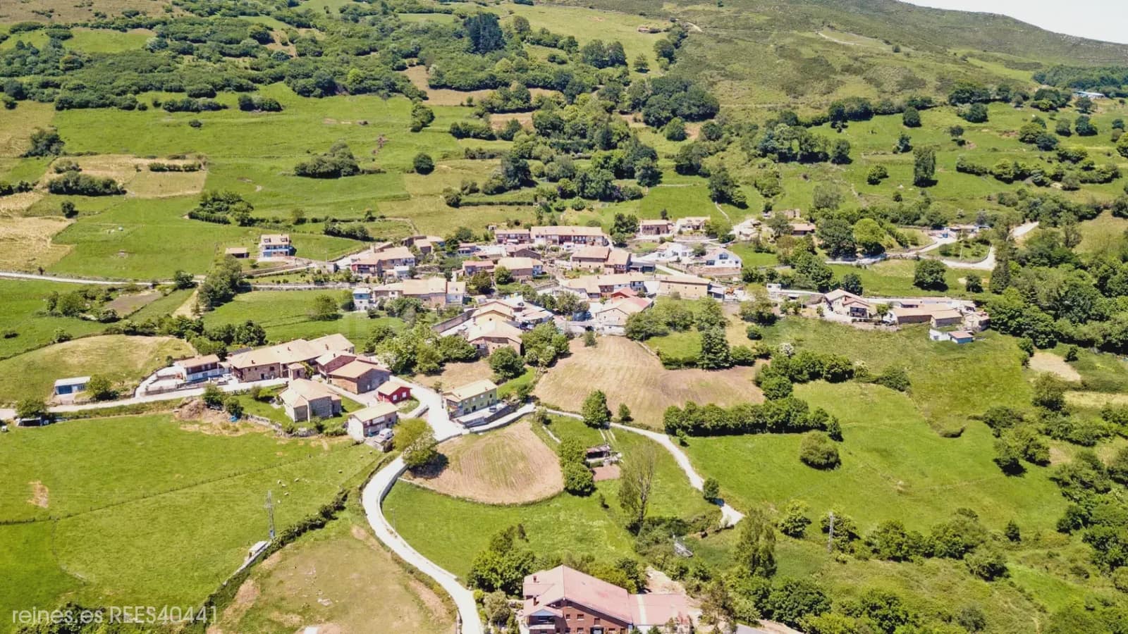 5 bedroom Finca/Country House for sale in Cieza - € 95,000 (Ref: 9730542)