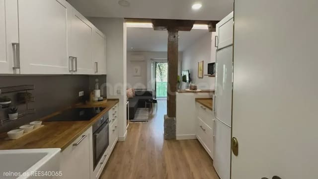 3 bedroom Flat for sale in Universidad, Madrid city - € 1,395,000 (Ref: 9730544)