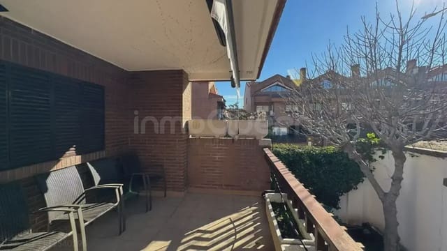 4 bedroom Apartment for sale in Corralejos, Madrid city - € 1,590,000 (Ref: 9730545)