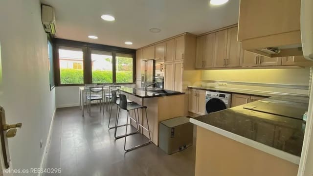 4 Zimmer Apartment zu verkaufen in Corralejos, Madrid Stadt - 1.590.000 € (Ref: 9730545)