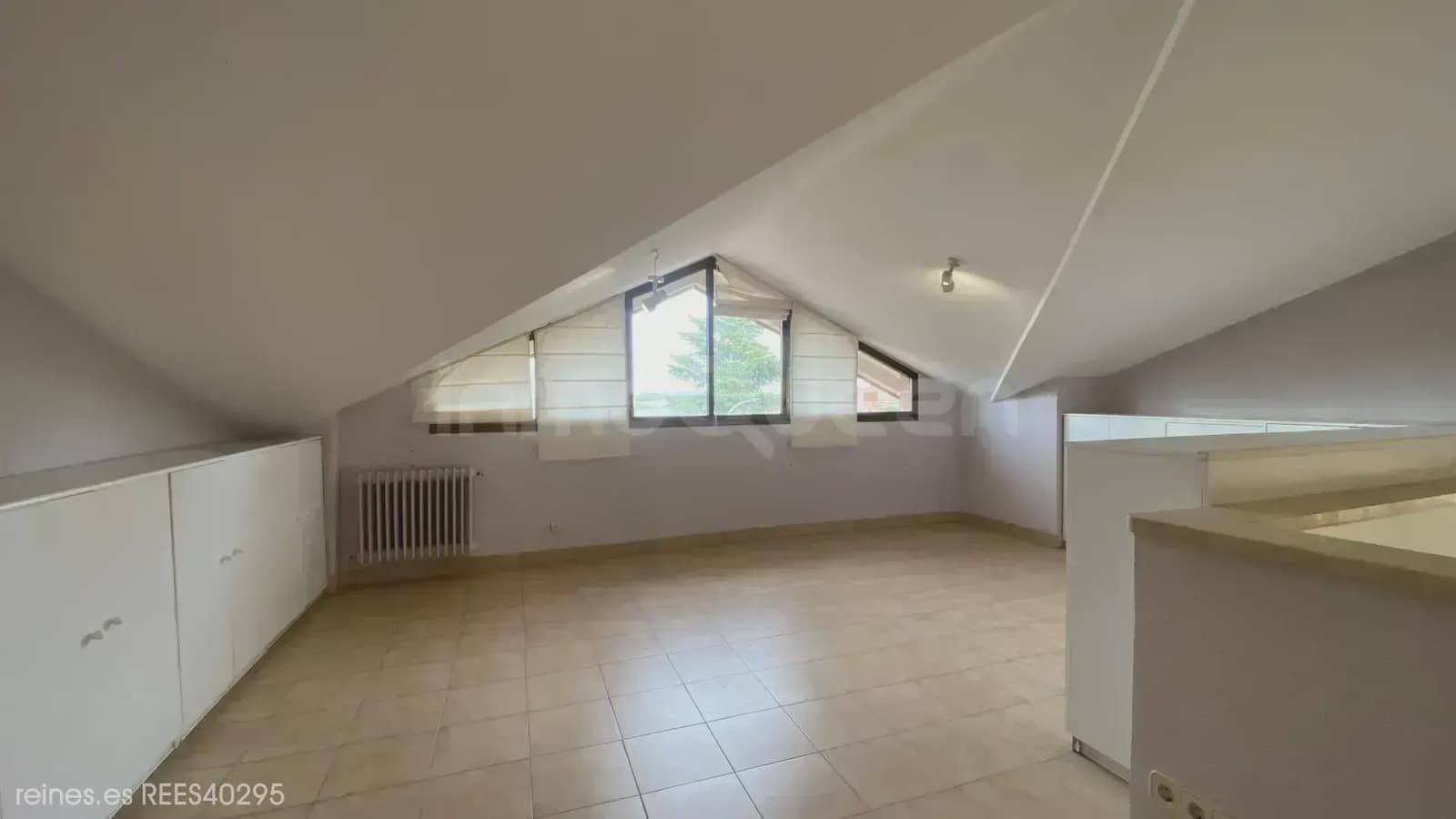 4 bedroom Villa for sale in Madrid city with pool garage - € 1,475,000 (Ref: 9730545)