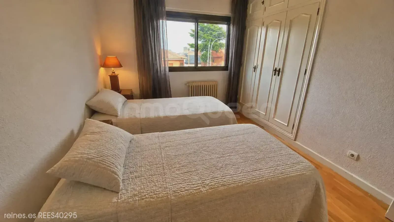 4 bedroom Villa for sale in Madrid city with pool garage - € 1,475,000 (Ref: 9730545)