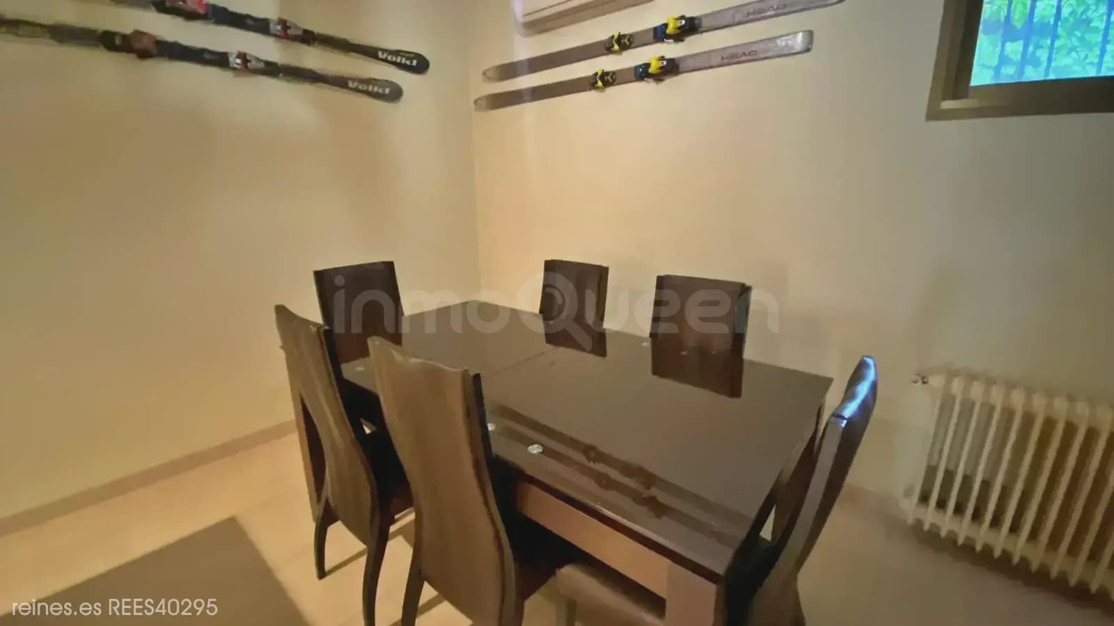 4 bedroom Villa for sale in Madrid city with pool garage - € 1,475,000 (Ref: 9730545)