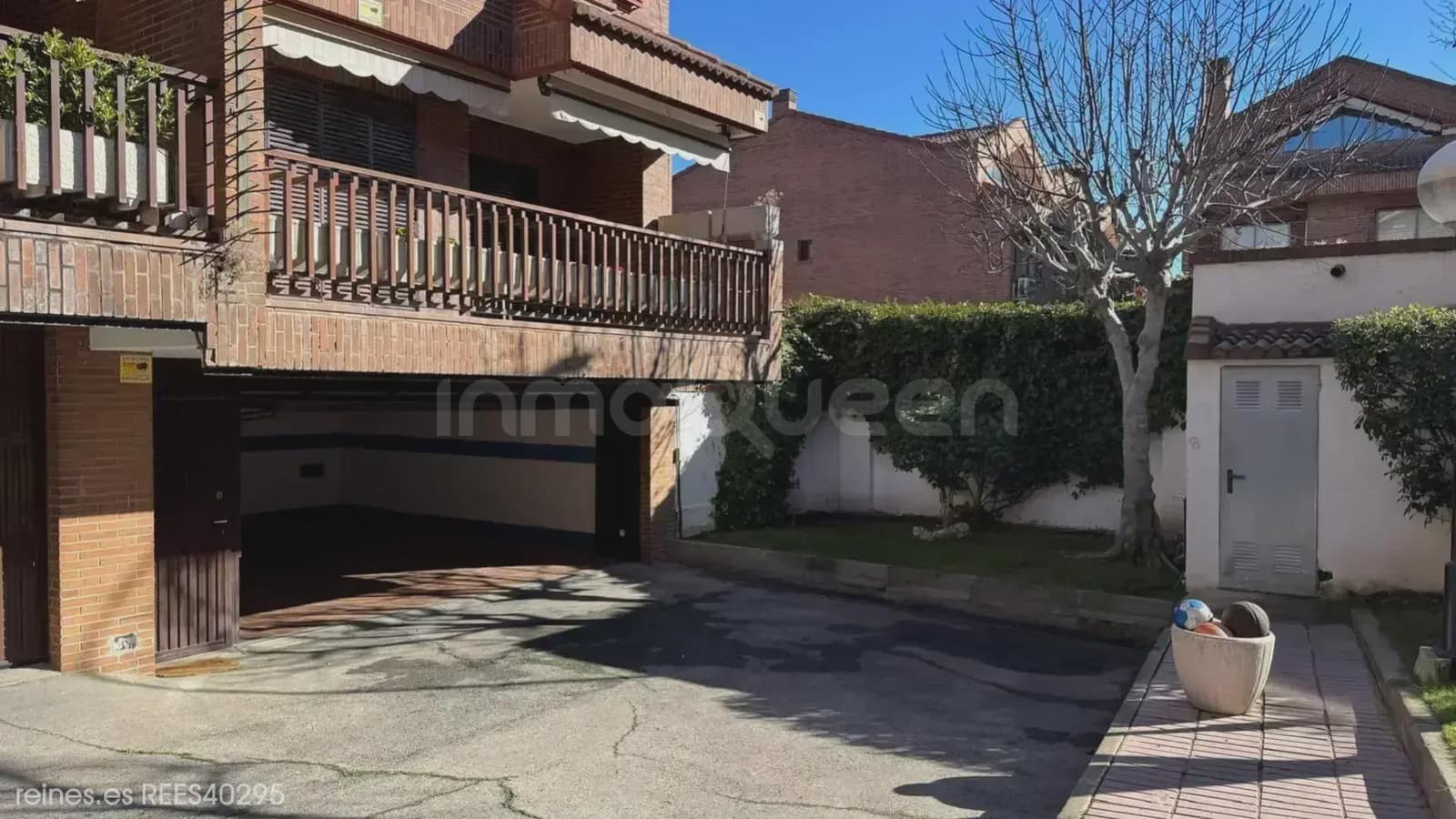 4 bedroom Villa for sale in Madrid city with pool garage - € 1,475,000 (Ref: 9730545)