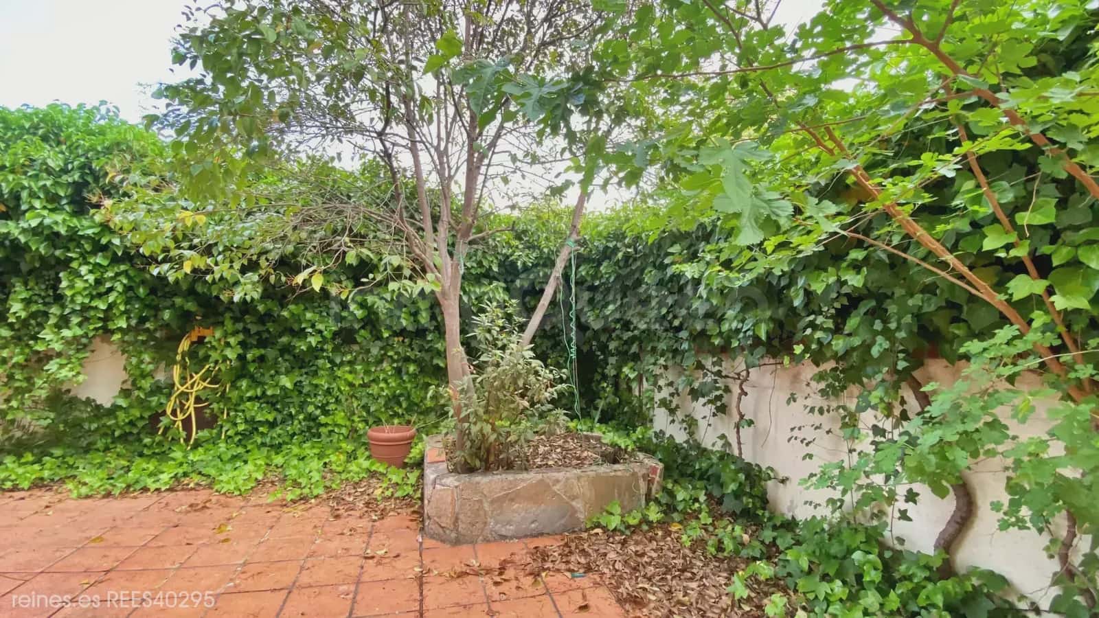 4 bedroom Villa for sale in Madrid city with pool garage - € 1,475,000 (Ref: 9730545)
