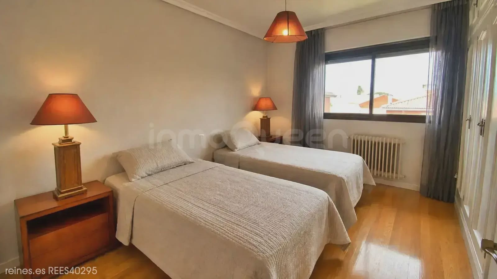 4 bedroom Villa for sale in Madrid city with pool garage - € 1,475,000 (Ref: 9730545)