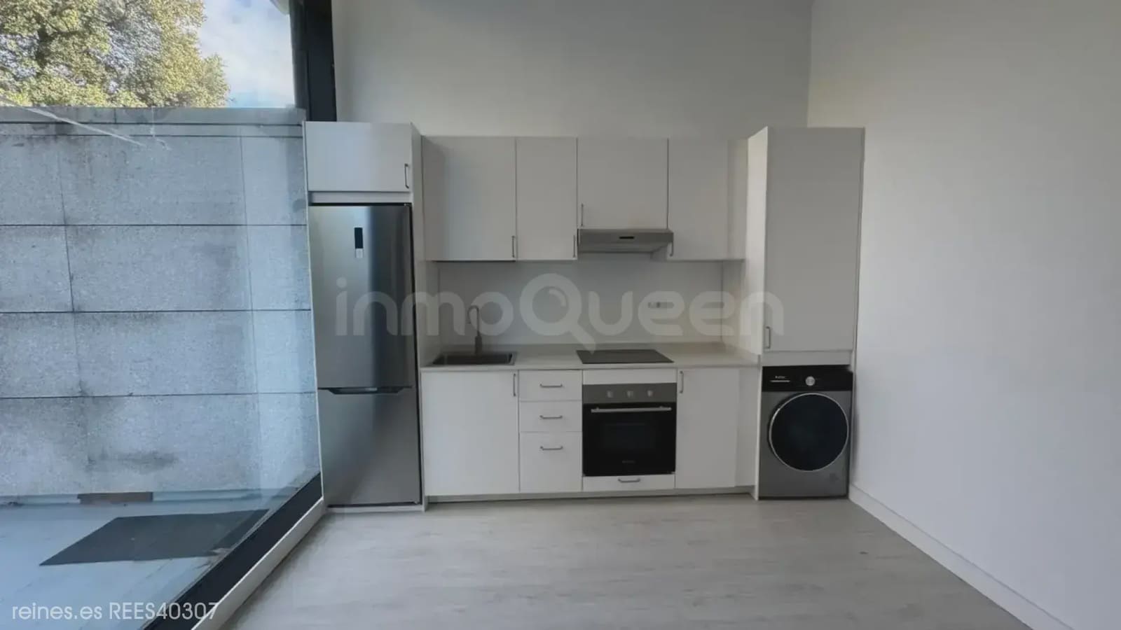1 bedroom Loft for sale in San Sebastian de los Reyes - € 275,000 (Ref: 9730546)