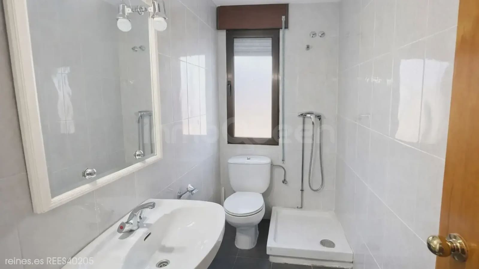 3 bedroom Apartment for sale in Zuera with garage - € 330,000 (Ref: 9730547)