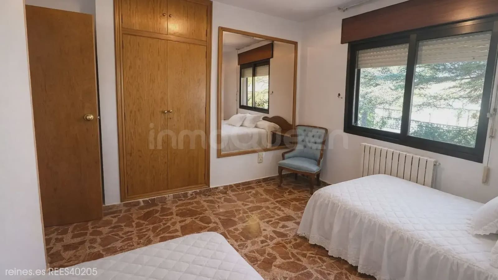 3 bedroom Apartment for sale in Zuera with garage - € 330,000 (Ref: 9730547)