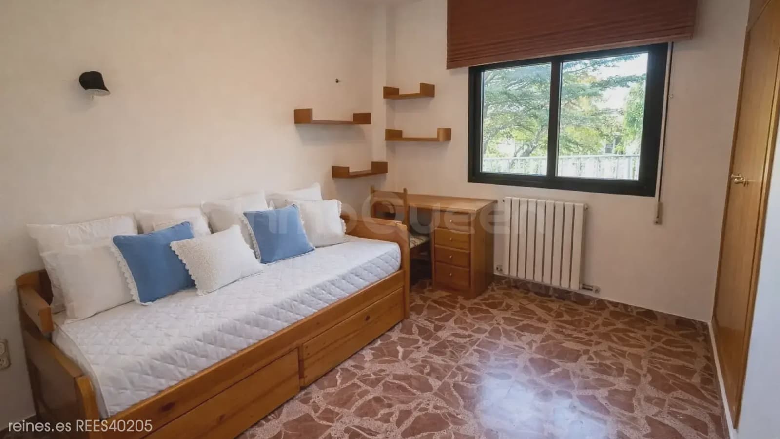 3 bedroom Apartment for sale in Zuera with garage - € 330,000 (Ref: 9730547)
