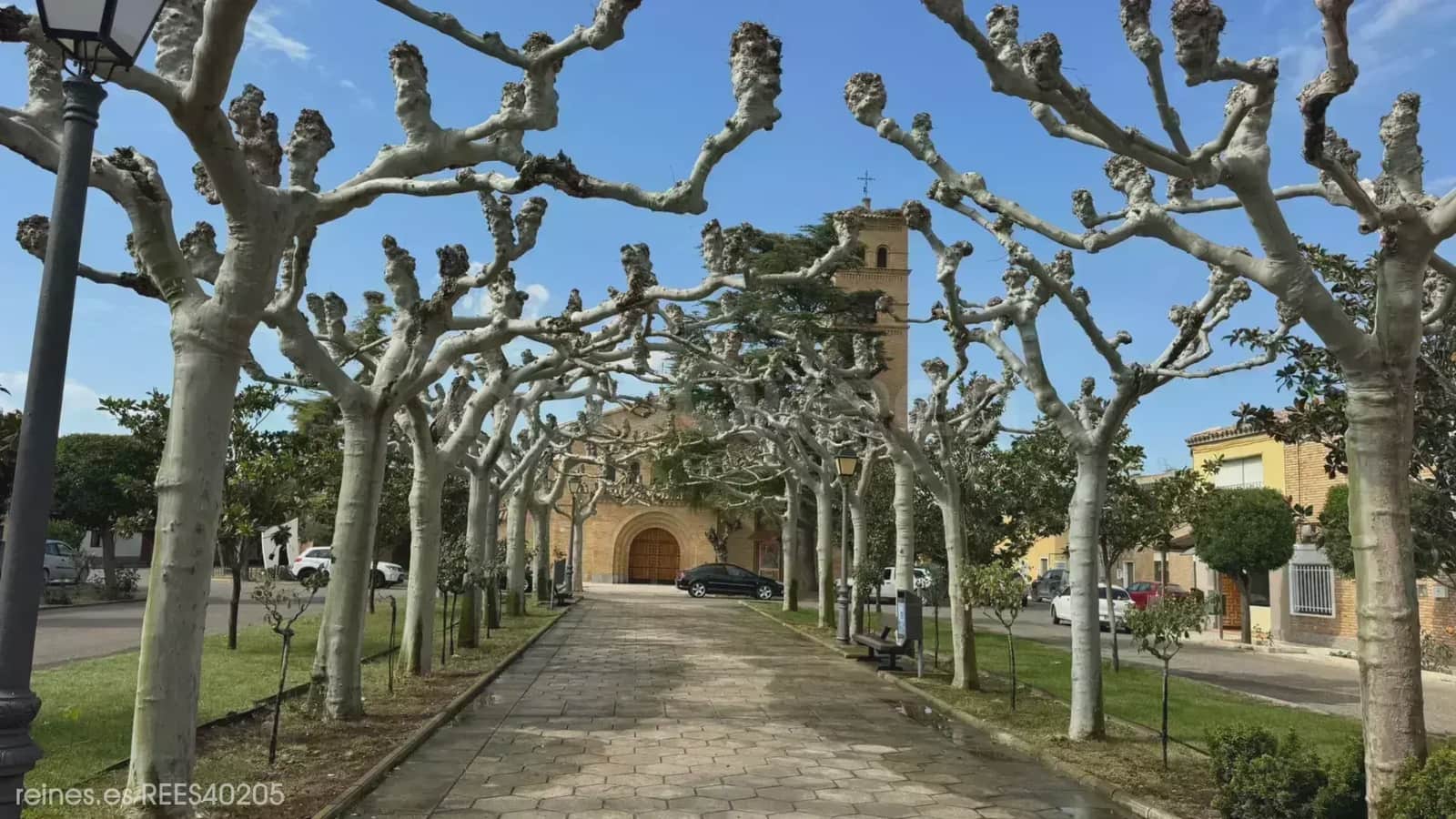 3 bedroom Apartment for sale in Zuera with garage - € 330,000 (Ref: 9730547)